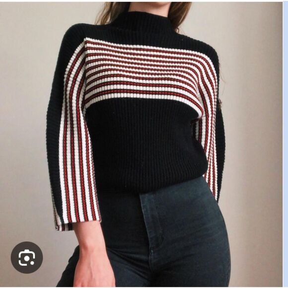 Urban Outfitters Mock Neck Black White Striped Cropped Sweater Size Medium - Picture 1 of 4